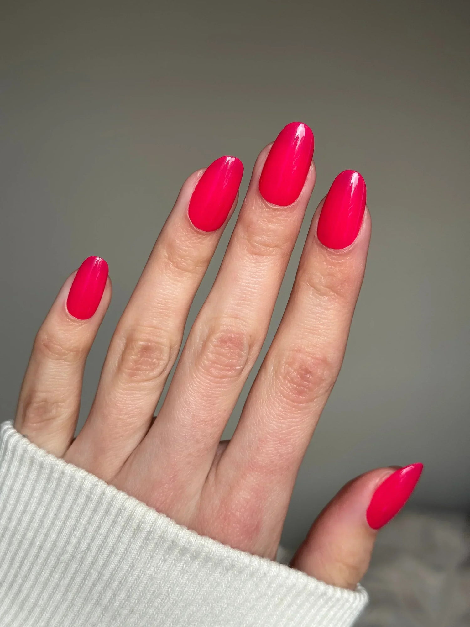 Wat zijn de nagelkleurtrends voor juli 2026?